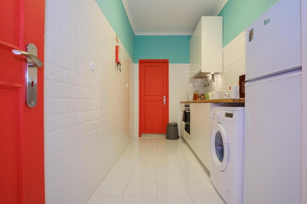 ליסבון Colourful Alfama Apartment מראה חיצוני תמונה